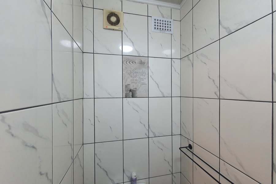 To Let 1 Bedroom Property for Rent in Elim Western Cape